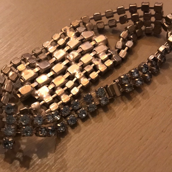 VINTAGE Pale blue rhinestone bracelet - Picture 3 of 4